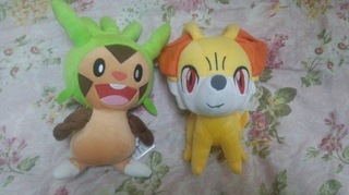 ポケモンXY「ハリマロン、フォッコ」.jpg